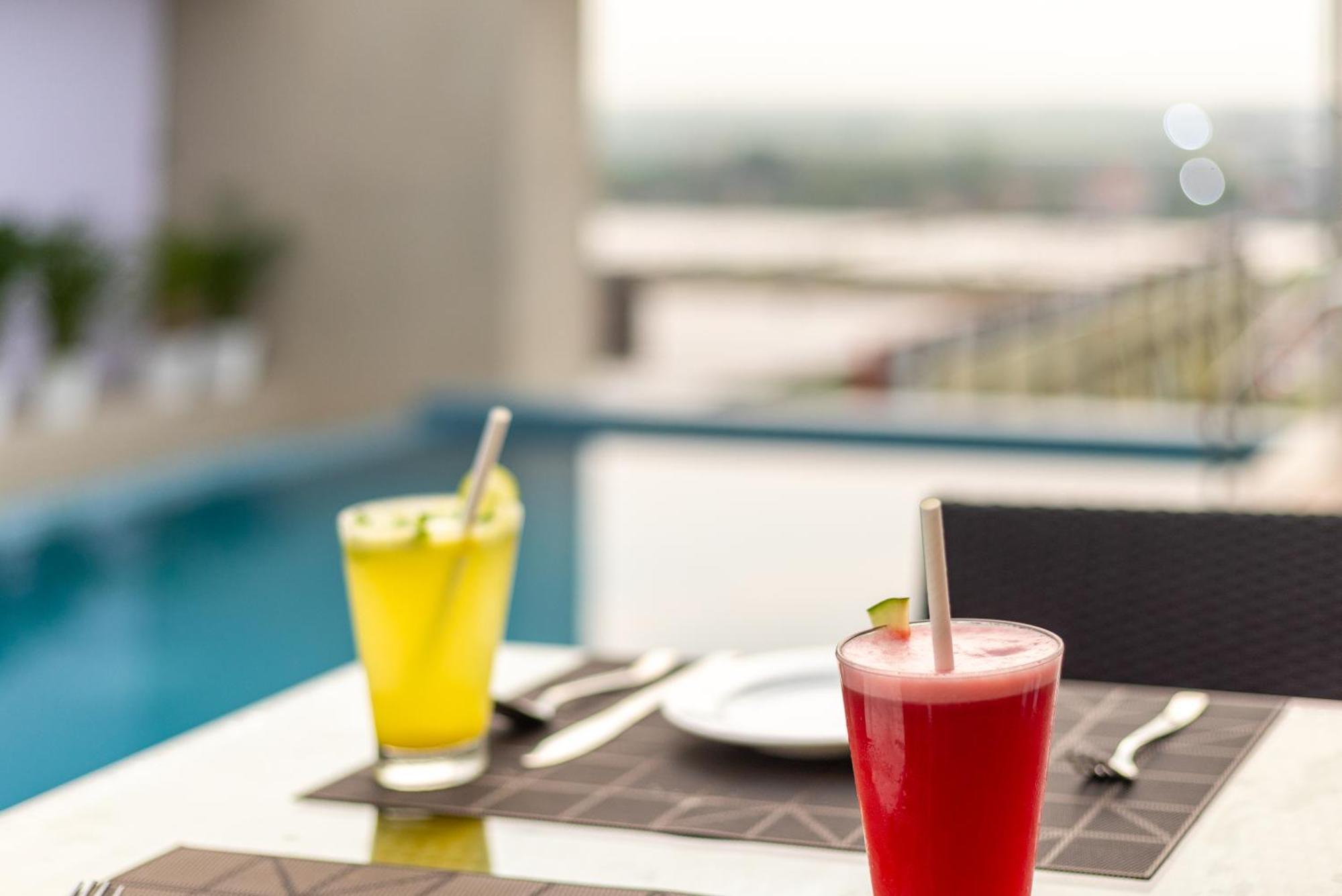 Presidency Airport Hotel Kochi Luaran gambar