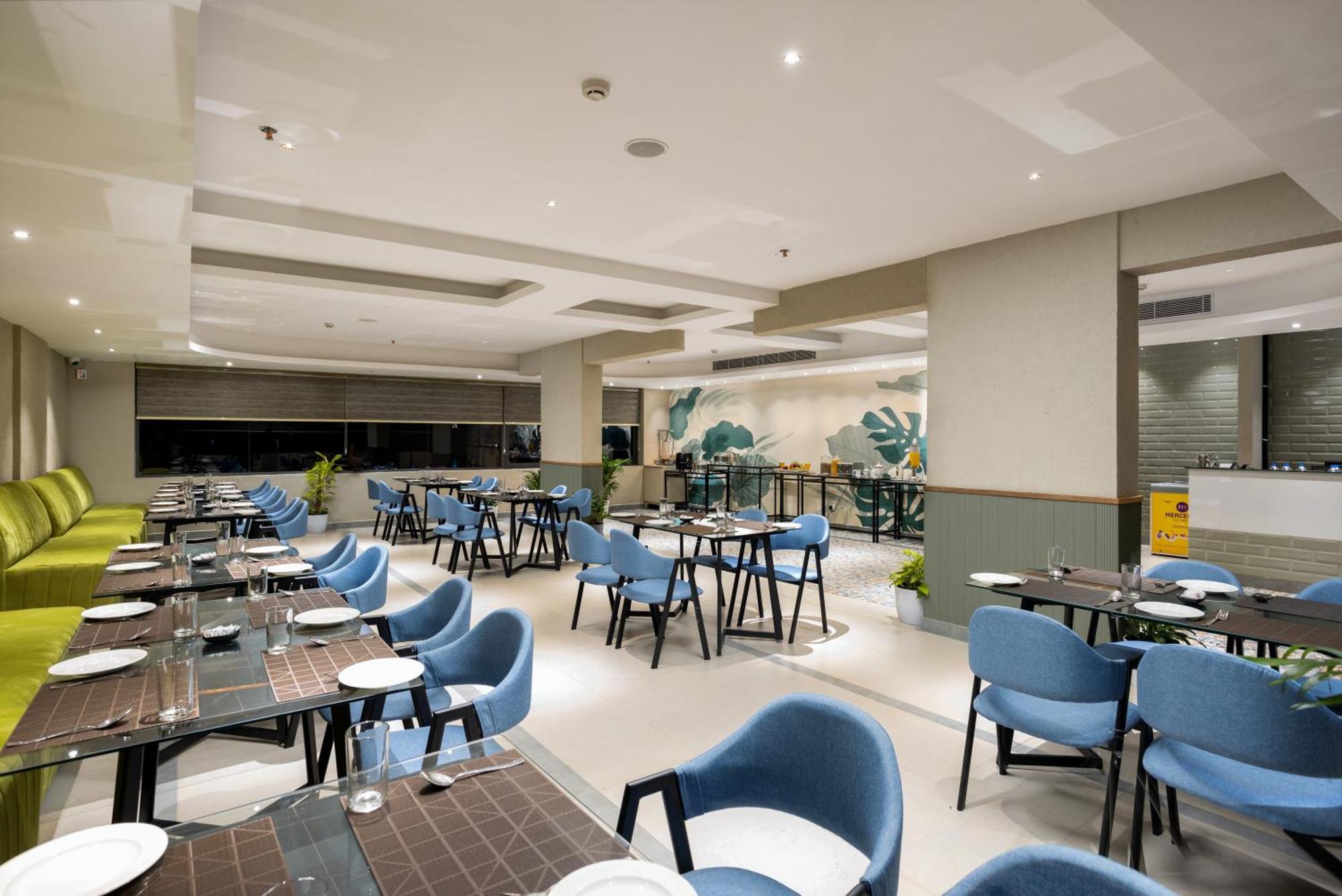 Presidency Airport Hotel Kochi Luaran gambar