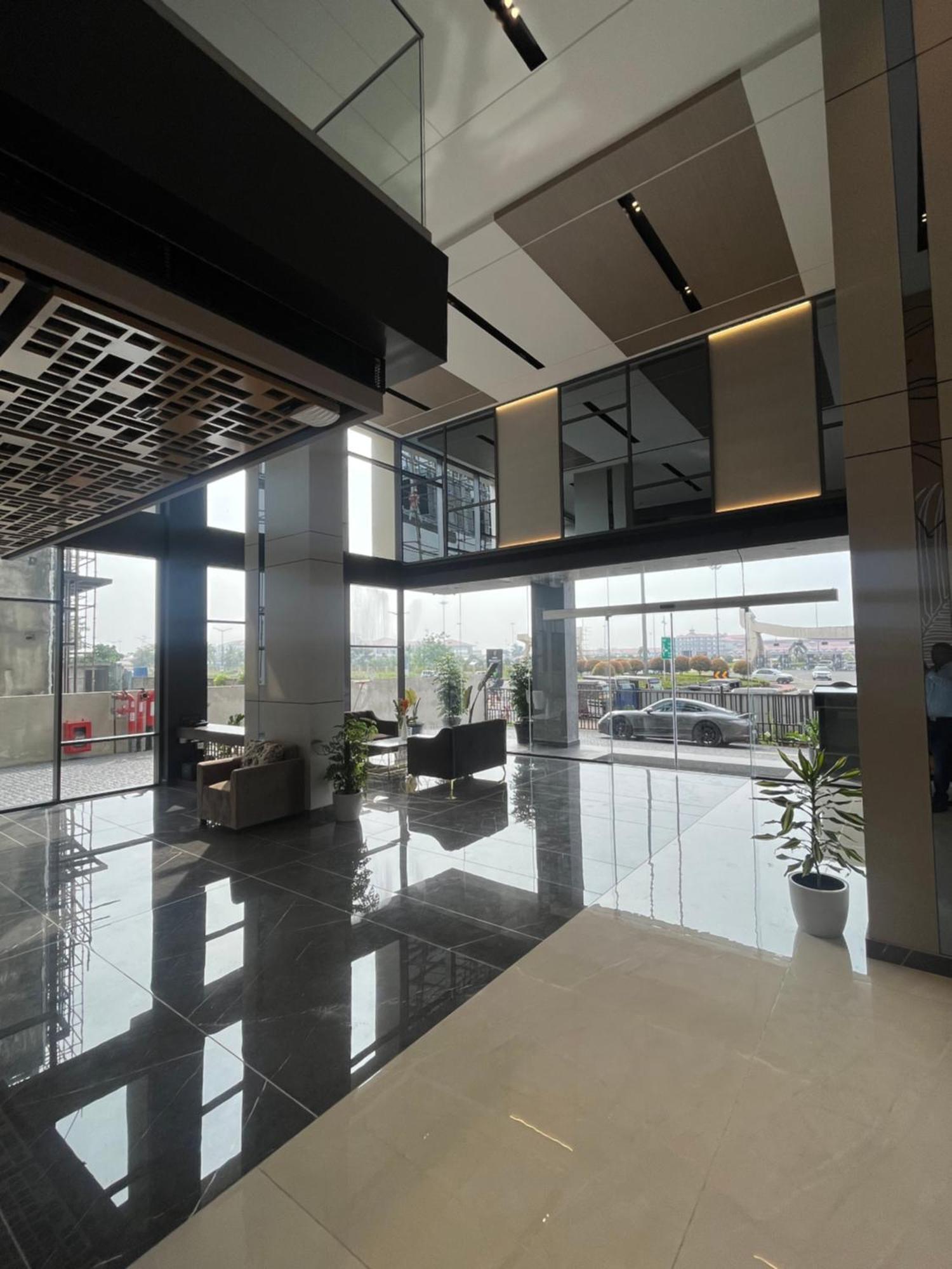 Presidency Airport Hotel Kochi Luaran gambar